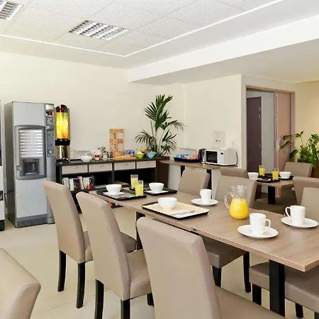 Odalys Le Jardin Des Lettres Hotel La Riche